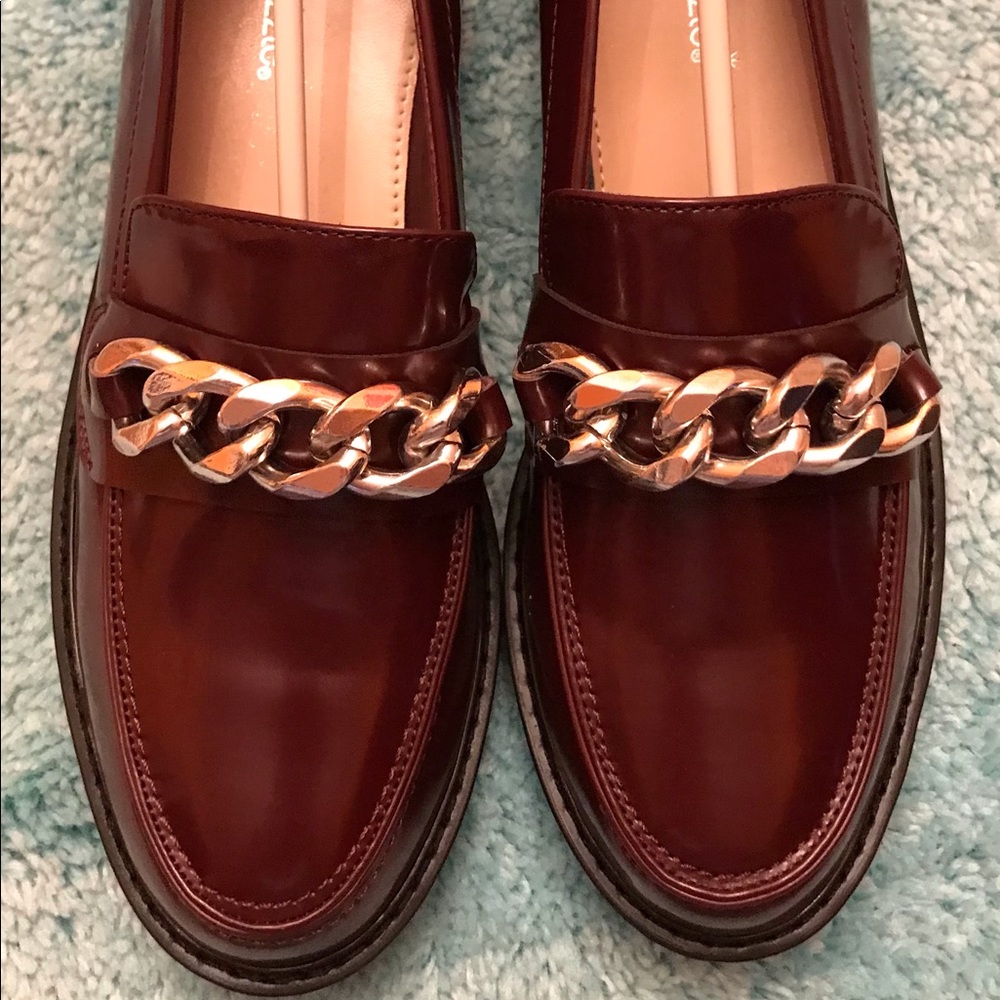Women’s Burgundy Loafers